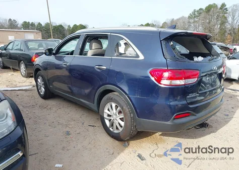 2017 Kia Sorento 2.4L Lx z USA, uszkodzony, nr VIN 5XYPGDA3XHG279991
